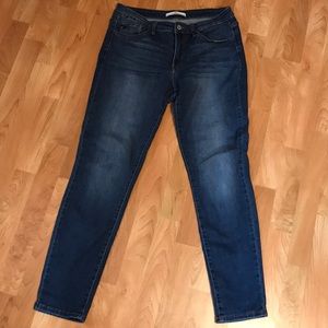 KanCan Skinny Jeans